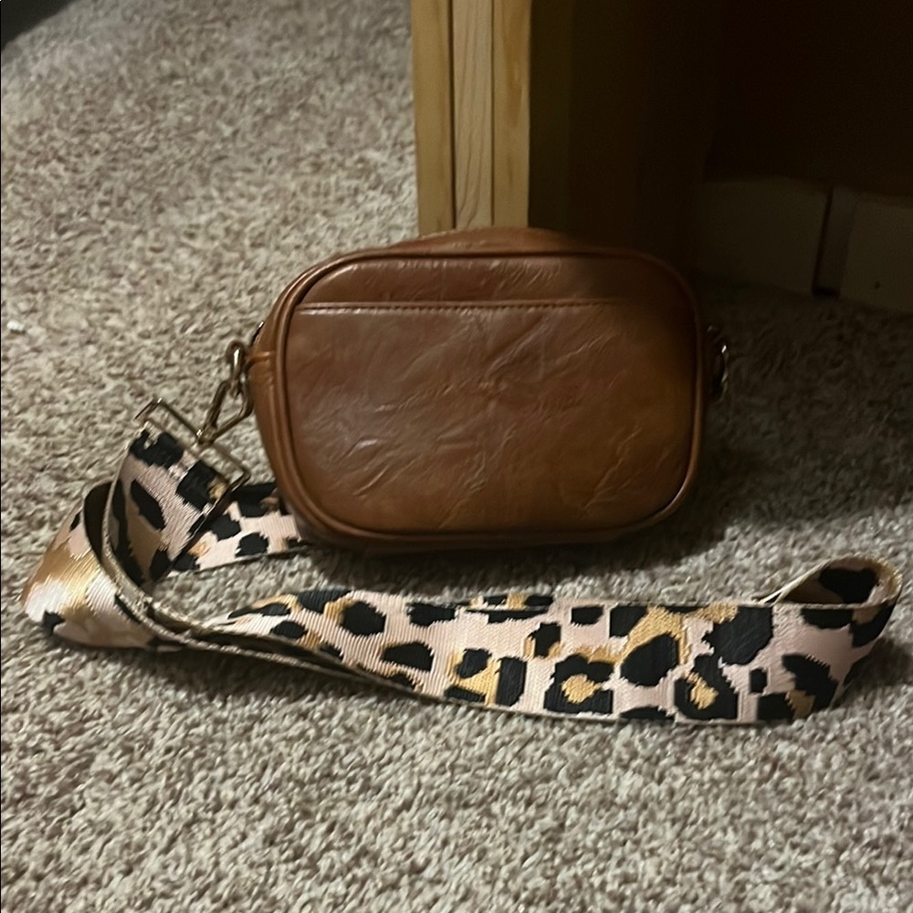 Brown Crossbody Bag with Leopard Strap